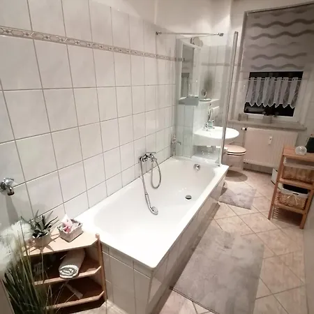 In Naehe Zum Sachsenring Am Fusse Zum Erzgebirge Apartamento *