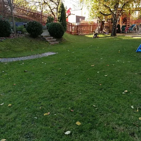 In Naehe Zum Sachsenring Am Fusse Zum Erzgebirge * Gersdorf (Zwickau)