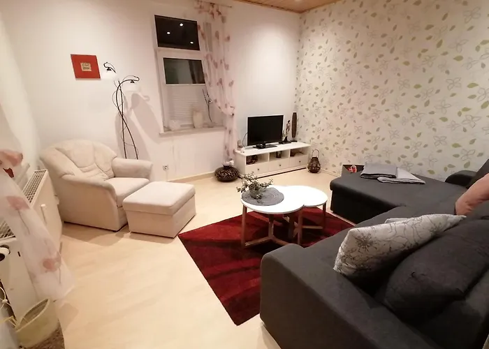 Apartamento In Naehe Zum Sachsenring Am Fusse Zum Erzgebirge Gersdorf (Zwickau)