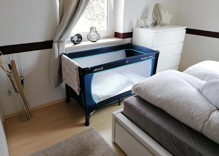 Apartamento In Naehe Zum Sachsenring Am Fusse Zum Erzgebirge Gersdorf (Zwickau)