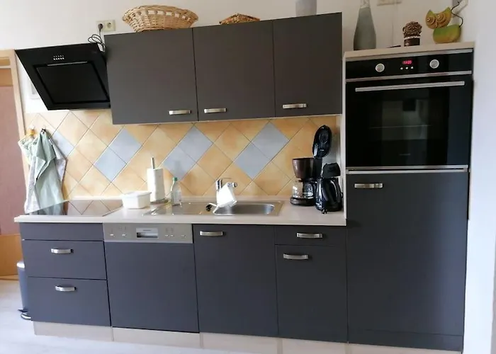 In Naehe Zum Sachsenring Am Fusse Zum Erzgebirge Apartamento *