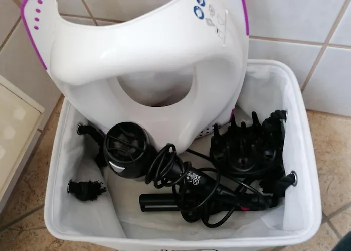 In Naehe Zum Sachsenring Am Fusse Zum Erzgebirge Gersdorf (Zwickau)