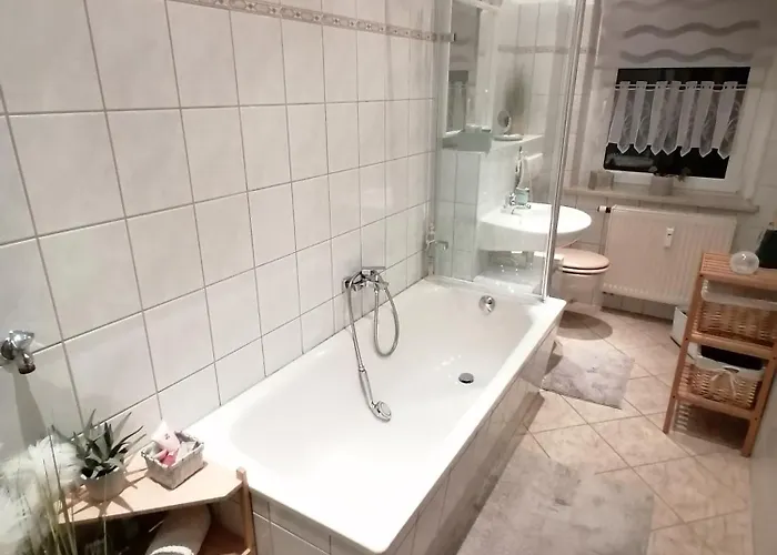 In Naehe Zum Sachsenring Am Fusse Zum Erzgebirge Apartamento *